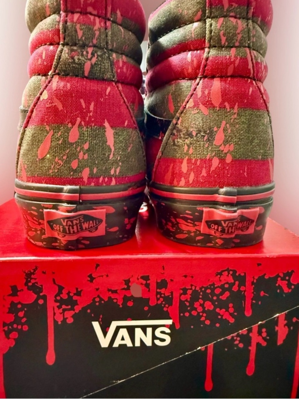 Vans “Nightmare on Elm Street” High-Top Sneakers with blood splatters! New! - Picture 6 of 13